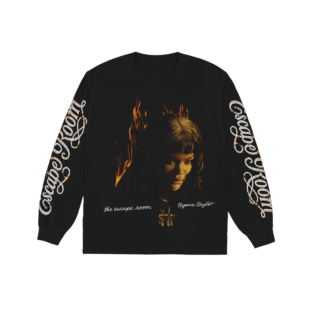 Script Longsleeve In Black